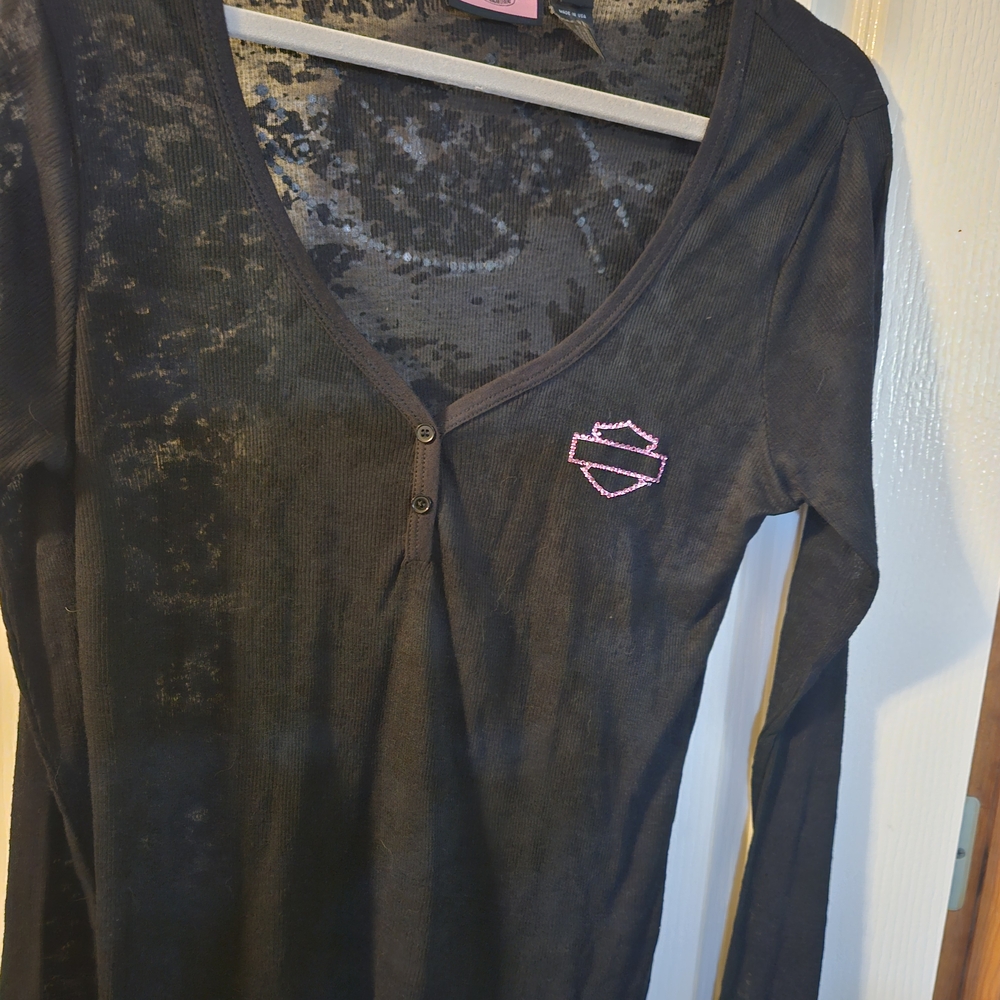 Harley-Davidson Black Long Sleeve with Pink Emblem